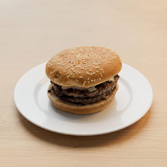 Double Cheeseburger (12 oz).